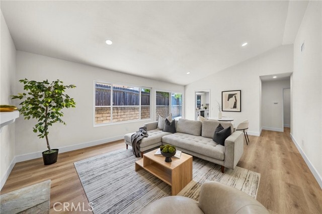 Building Photo - 29589 Mira Loma Dr