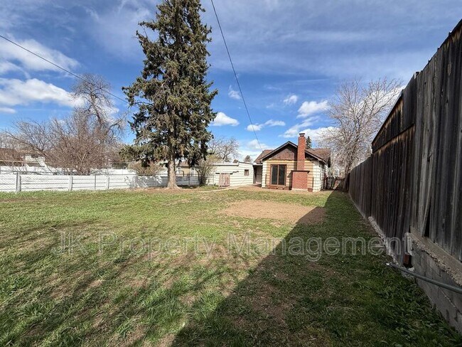 Foto del edificio - 1808 6th Ave S