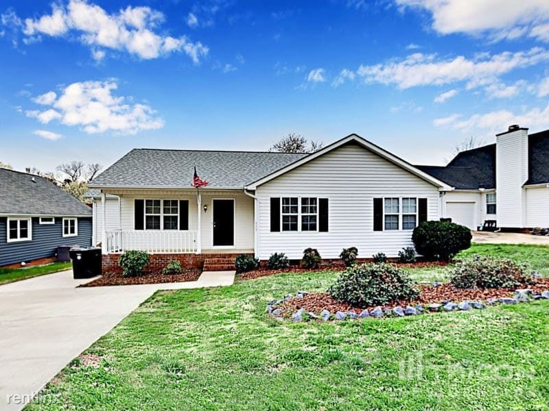 353 Canter Ct NW, Concord, NC 28027 House Rental in Concord, NC