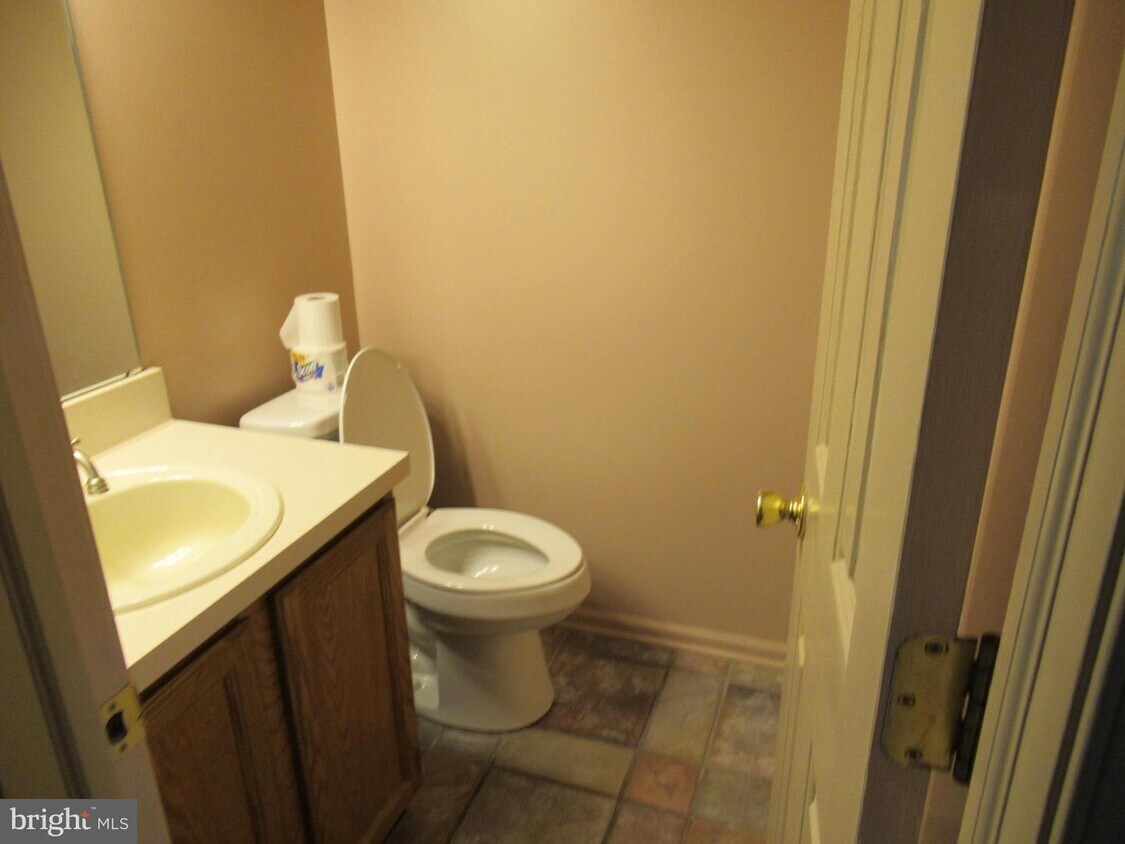 Foto principal - 1111 School House Ln