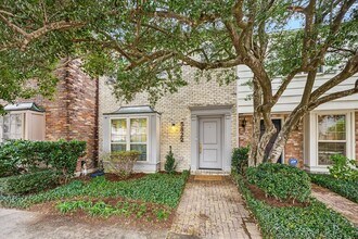 Building Photo - 5822 Doliver Dr