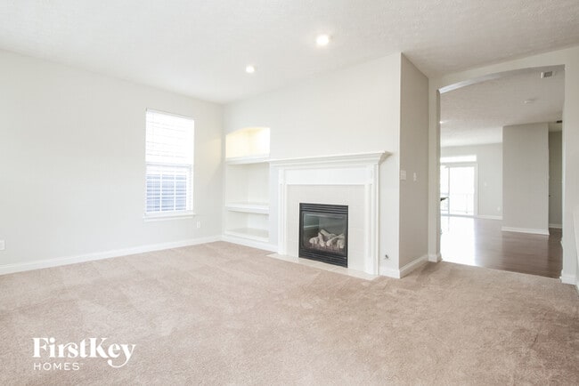 Building Photo - 927 S Summerhaven Ct