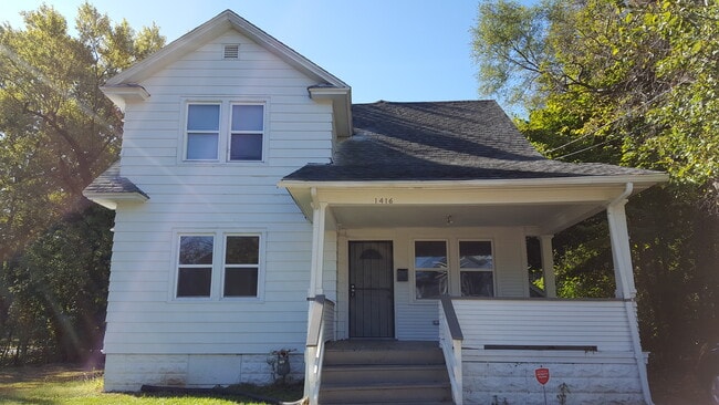 Building Photo - 1416 Chestnut St