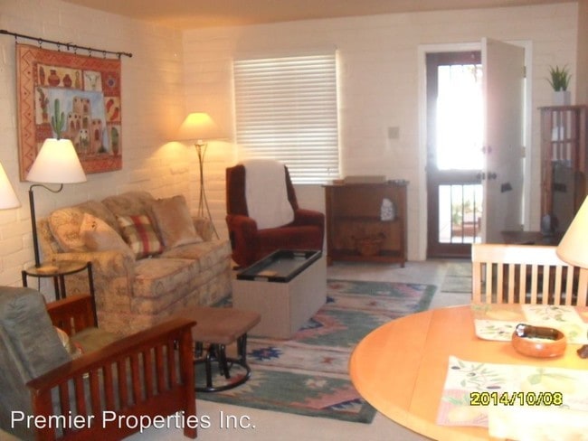 Building Photo - 435 S Paseo Tierra