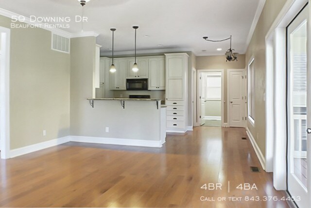 Foto del edificio - 59 Downing Dr