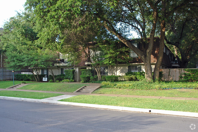 Building Photo - 3911 Holland Ave