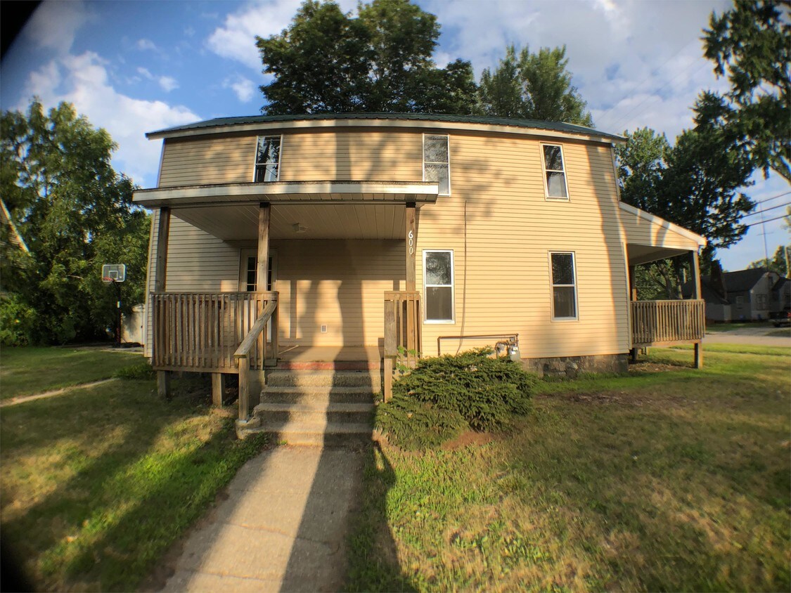 Primary Photo - 600 S Franklin St