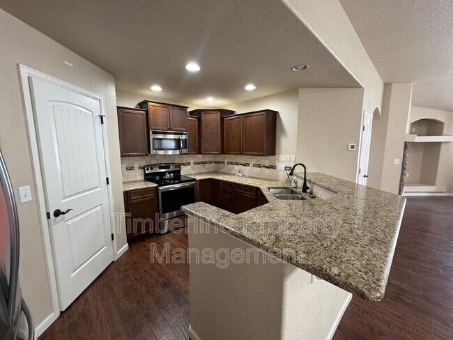 Foto del edificio - 5348 Oak Spring Heights