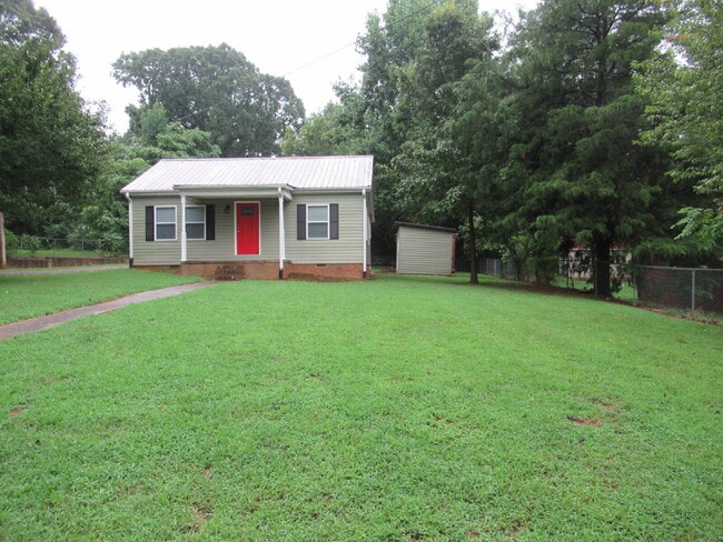 Building Photo - Nicely Renovated 3-Bedroom Home for Rent i...