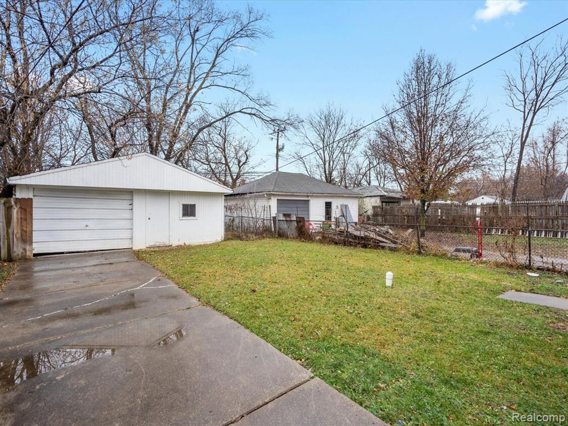 Foto principal - SECTION 8 FRIENDLY!!! AVAILABLE FOR MOVE-I...