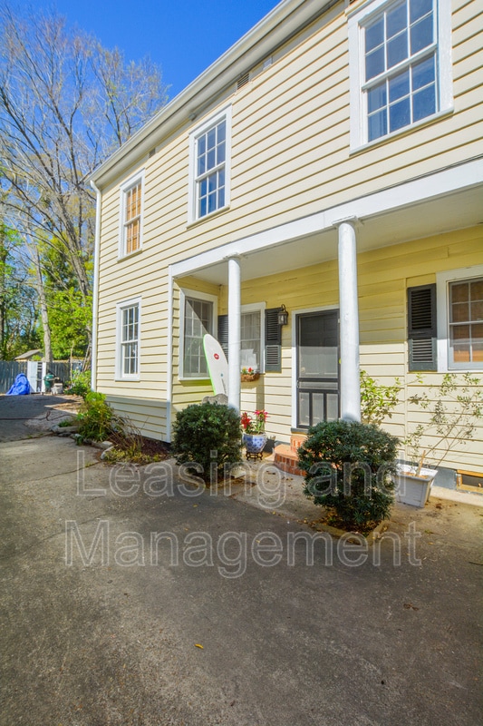 178 Wentworth St Unit B, Charleston, SC 29401 Condo for Rent in