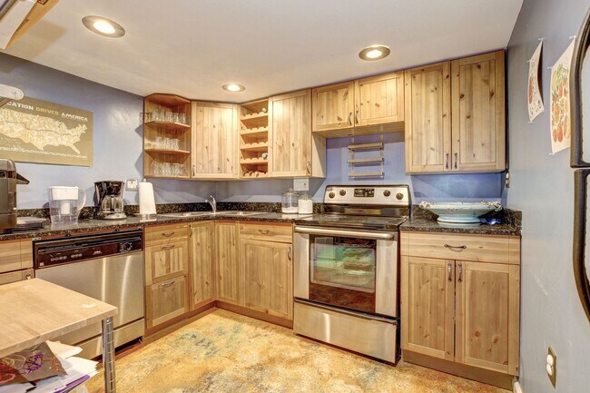 Foto del edificio - 226 Rhode Island Ave NW