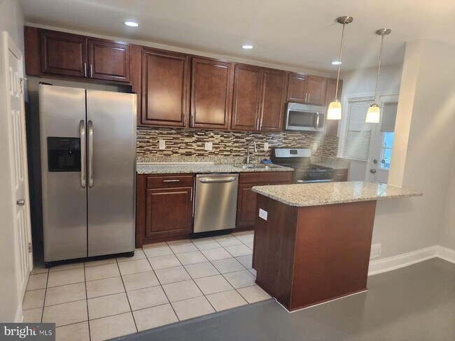 Foto del edificio - 4714 Duncrest Ave