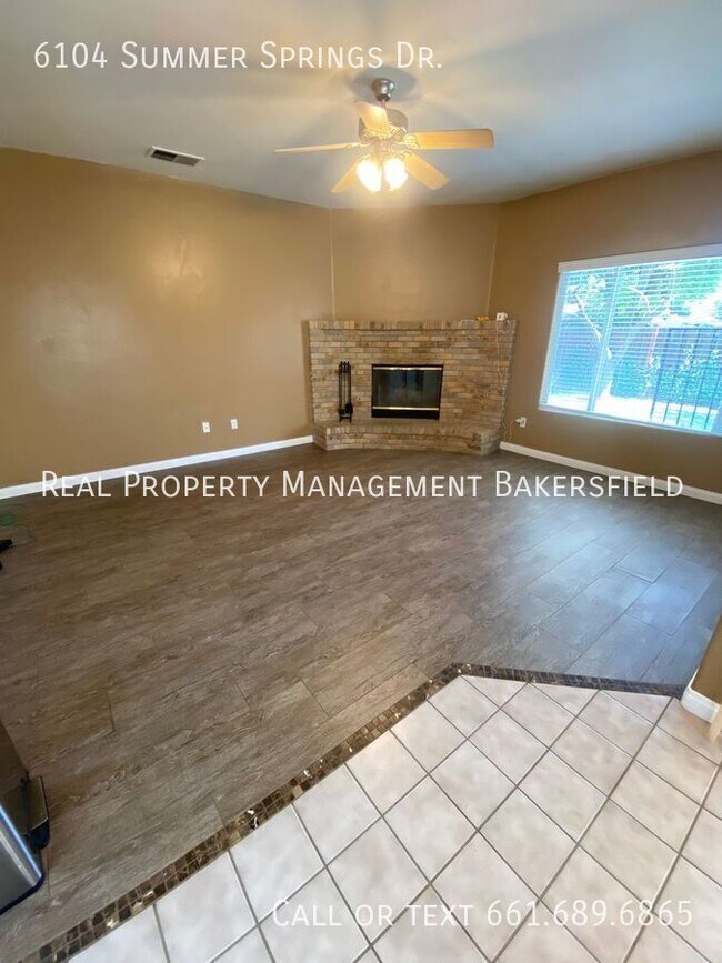 Building Photo - 6104 Summer Springs Dr
