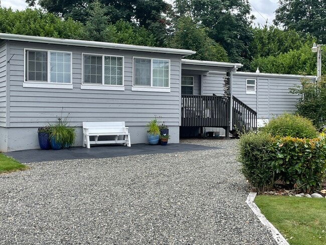Building Photo - 6964 Birch Bay Dr