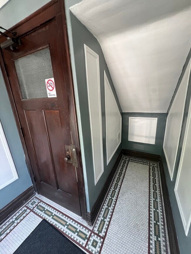 Foto del edificio - 5907 W Arthington St