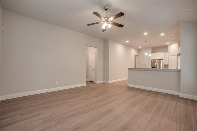 Foto del edificio - 3101 Damsel Sauvage Ln