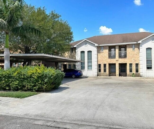 Foto del edificio - 1204 W Fig Ave