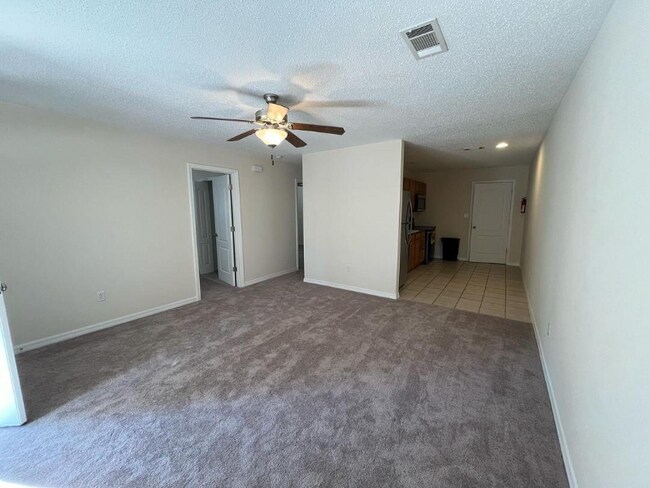 Foto del edificio - 7903 Whitmire Dr