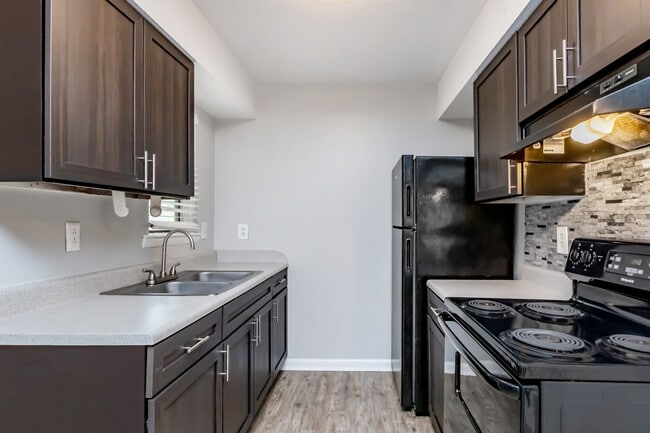 Foto del edificio - Shelton Park Apartments