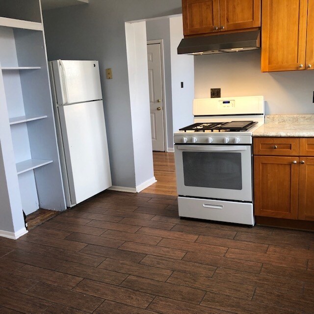 Newly rehabbed kitchen - 2901 W 38th St