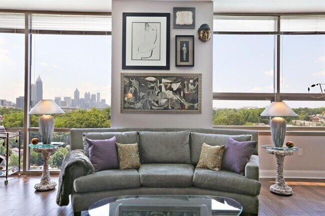 Foto del edificio - 270 17th St NW