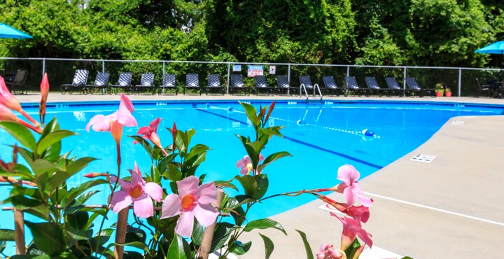 Tartan Place Apartments Fayetteville Nc Relax By The Sparkling Pool Tartan Place