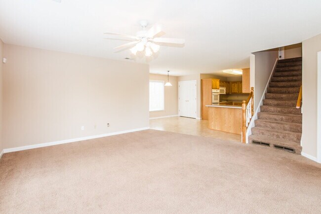 Foto del edificio - 10198 Woodland Hills Dr