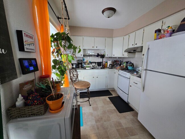 Foto del edificio - 203 Eisenhower Dr