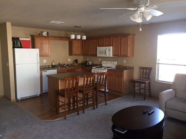 Kitchen - 388 NE Kingwood
