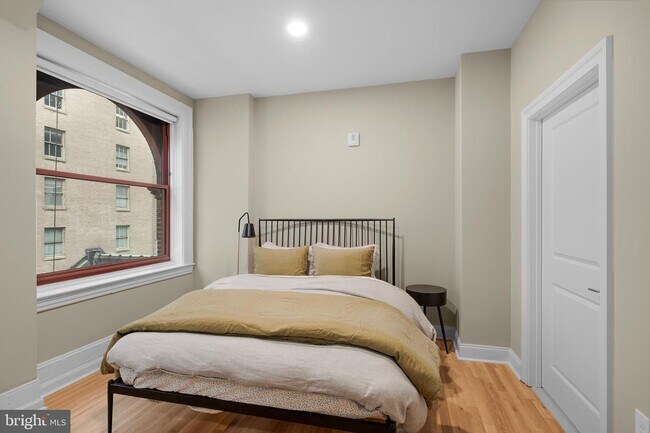 Foto del edificio - 1422 Chestnut St