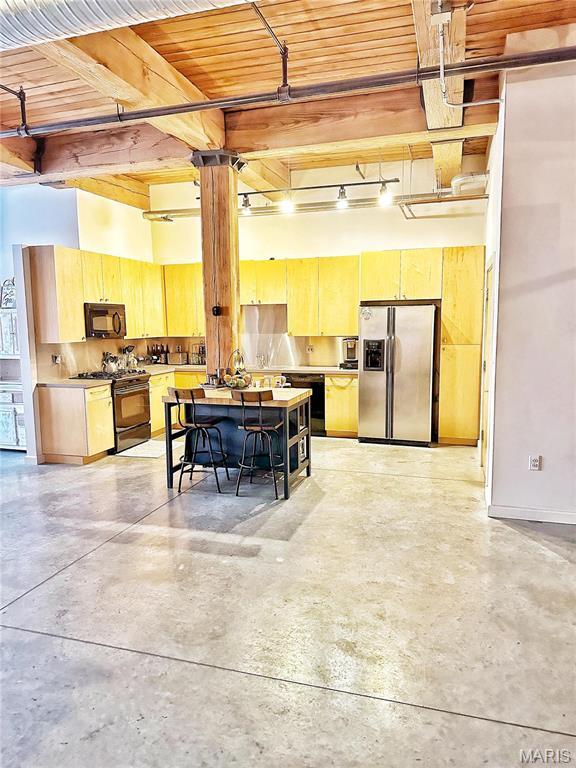 Kitchen - 1015 Washington Ave