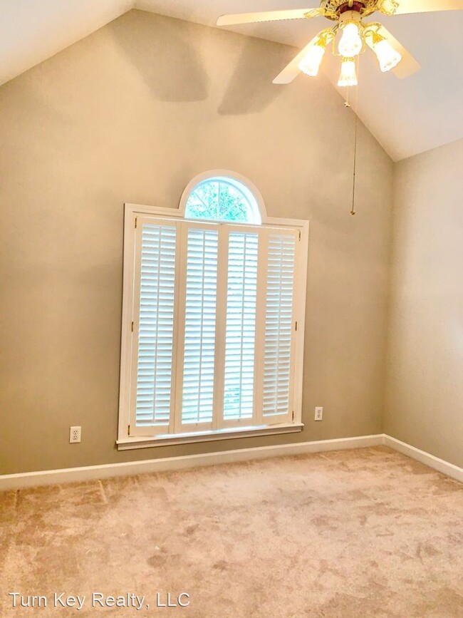 Building Photo - 4 br, 3 bath House - 5529 Lea Anne Circle