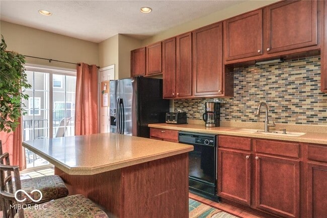 Building Photo - 246 Coatsville Dr