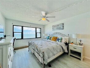Building Photo - 9400 S Ocean Dr