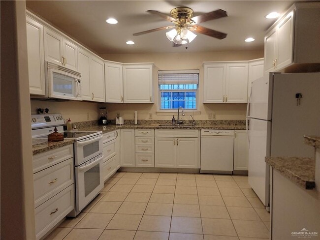 Building Photo - 179 Chippewa Cir