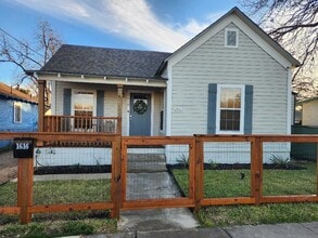 Building Photo - 1616 San Fernando St