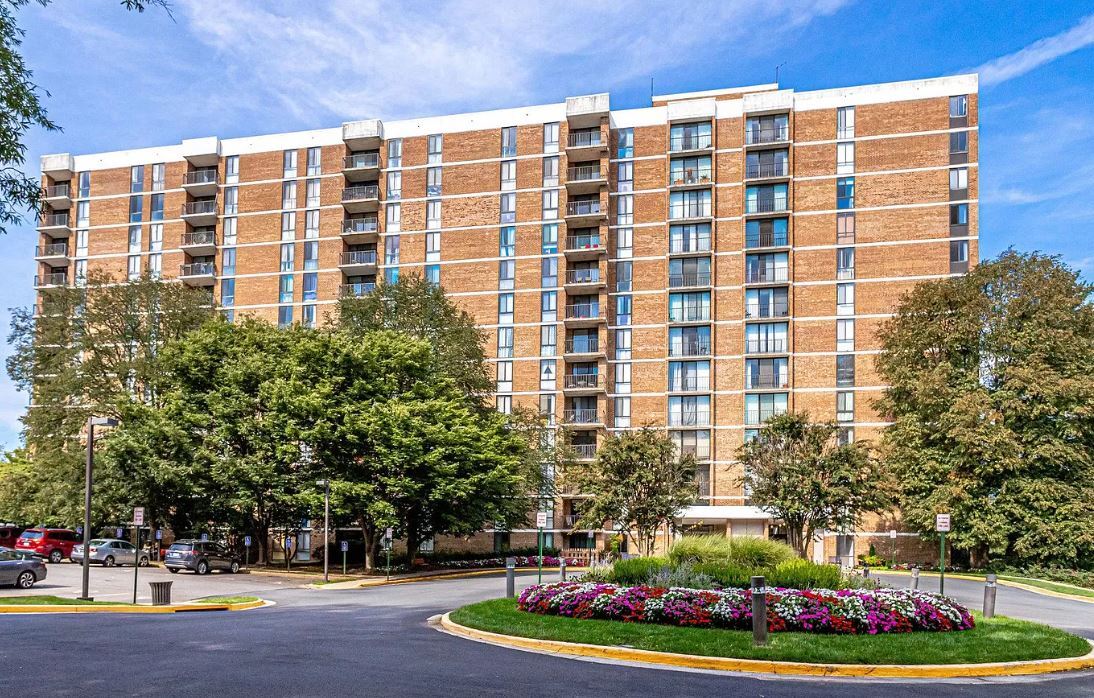 2300 Pimmit Dr Unit 1205, Falls Church, VA 22043 Condo for Rent in