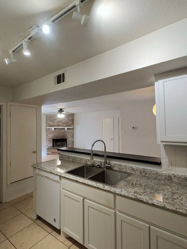 Foto del edificio - 5316 Lansingford Trail