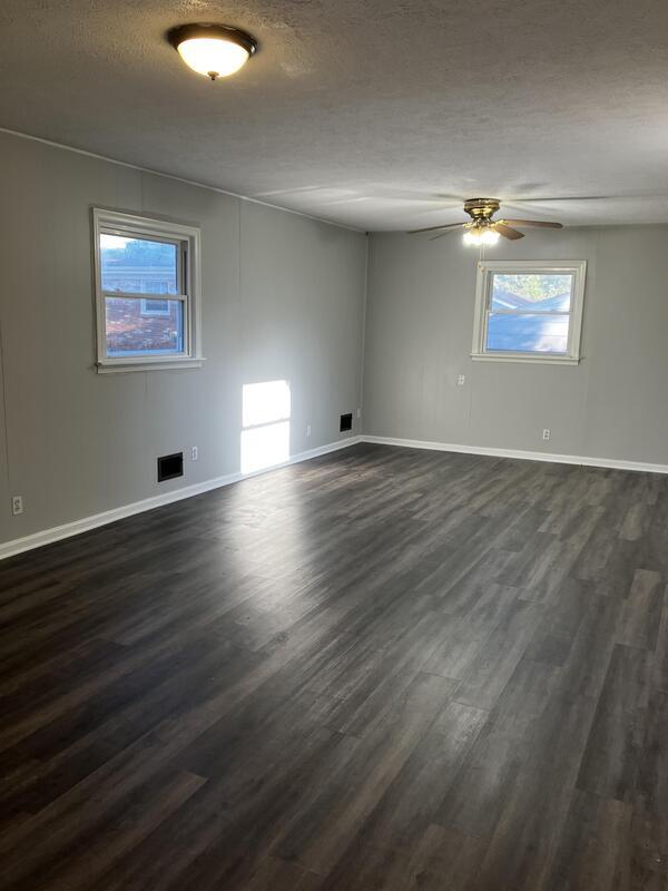 Building Photo - 4013 Retreat Rd