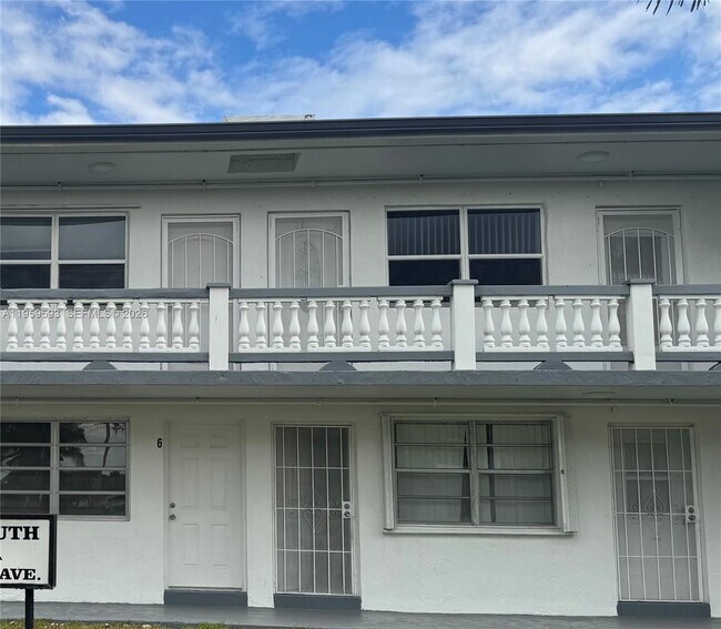 Foto del edificio - 20337 NE 2nd Ave