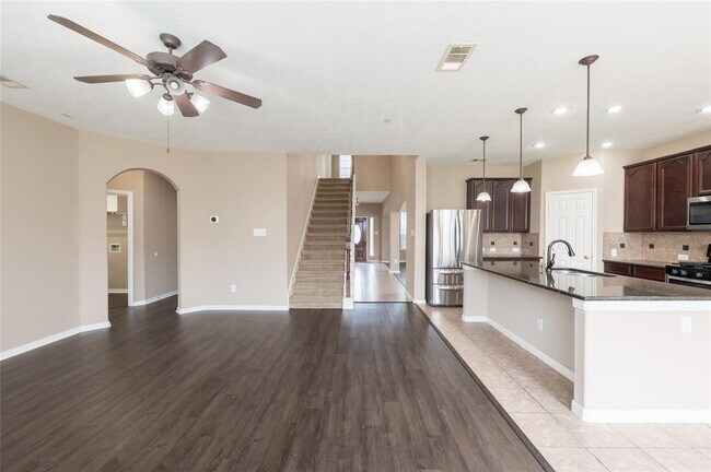 Building Photo - 16906 Langham Heights Ln