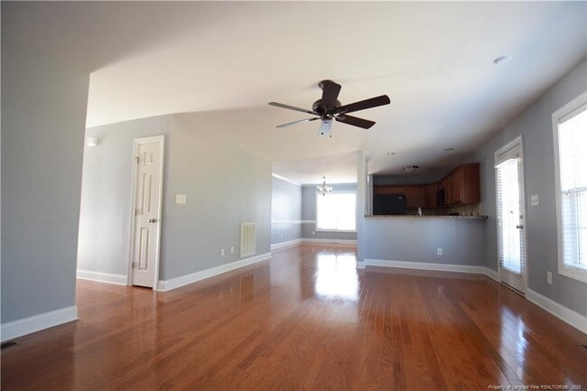Building Photo - 611 Orchard Falls Dr
