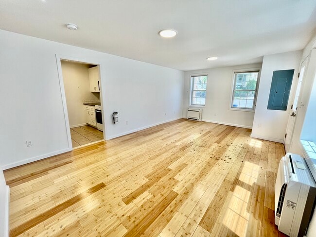 Photo - 28 Park Ave Townhome