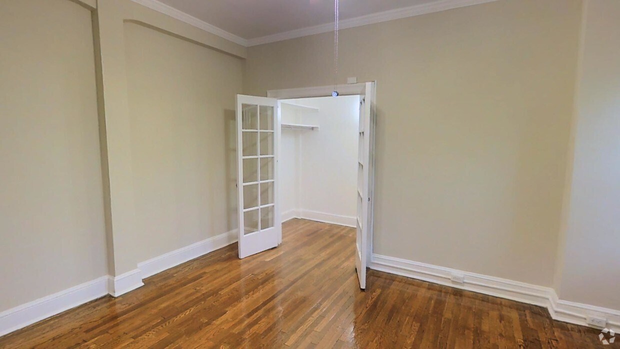Photo - Kew Gardens Apartments