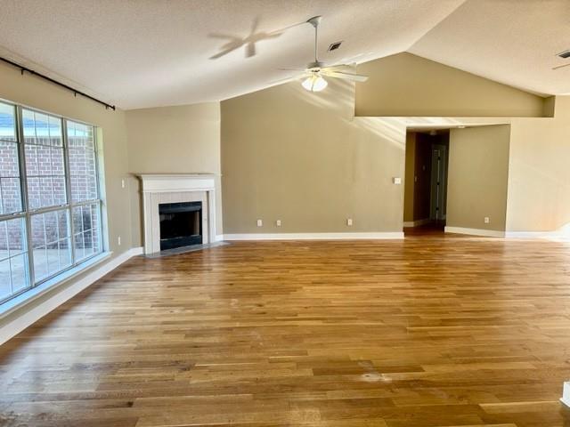 Foto del edificio - 27618 Bay Branch Dr