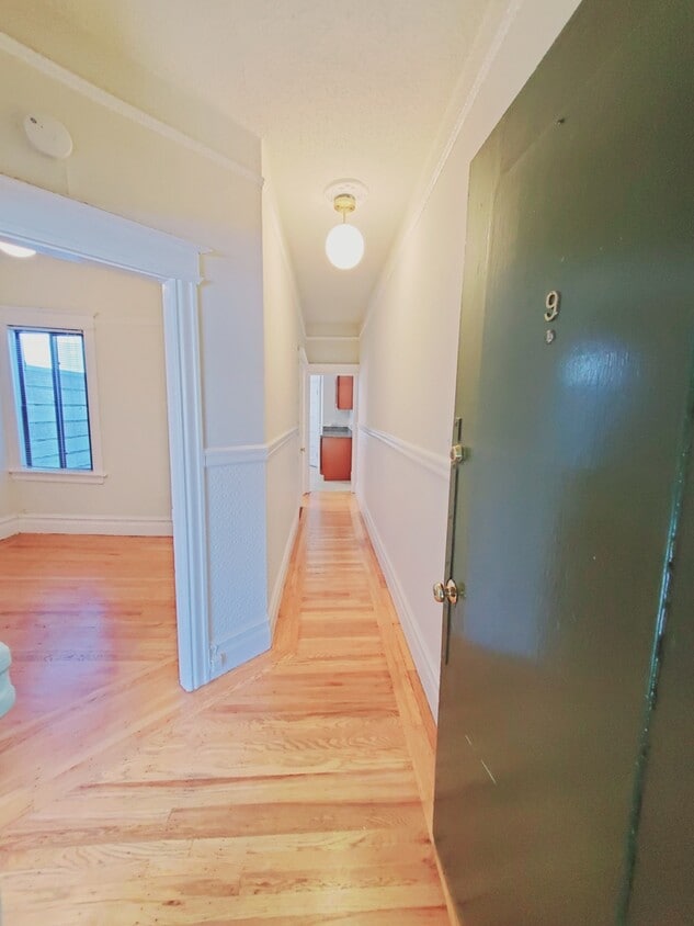 Primary Photo - 460 Fell St