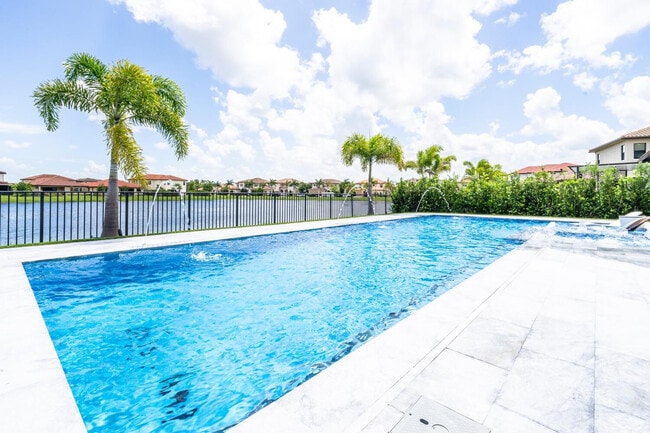 Building Photo - 12170 Lake Trail Ln