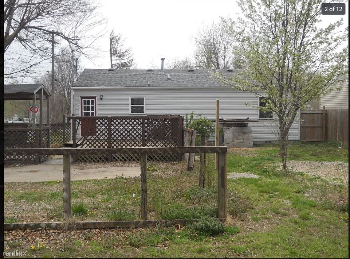 Foto del edificio - 3 br, 1.5 bath House - 1701 W Webster St