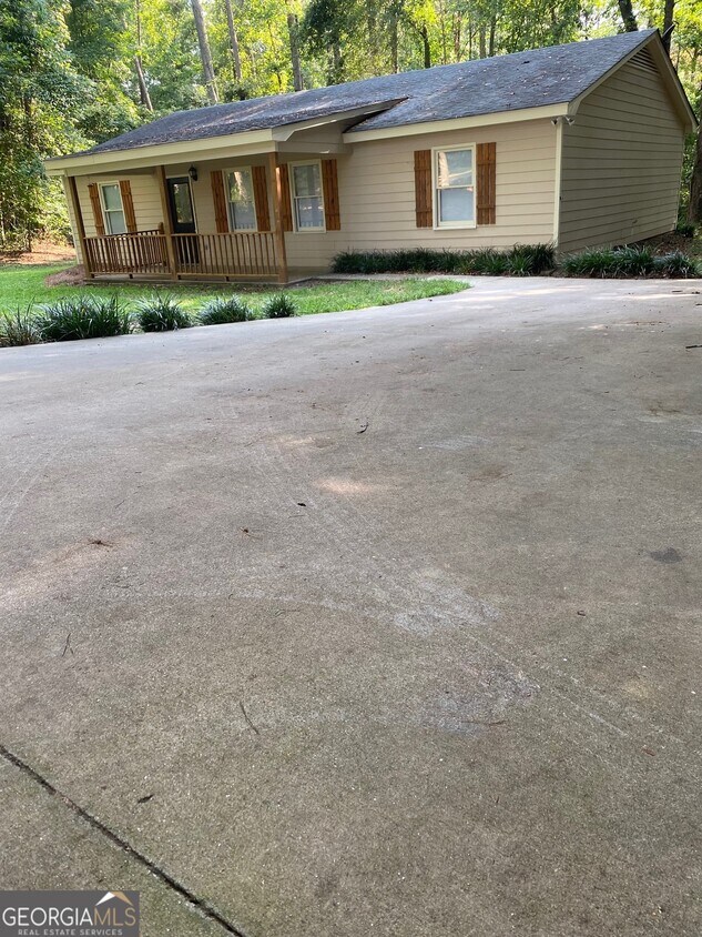Foto principal - 112 Oak Ridge Dr